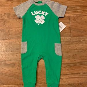 NWT Baby romper. 0-3 months.